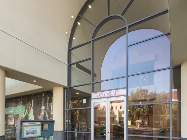 The Colonnade Apartments