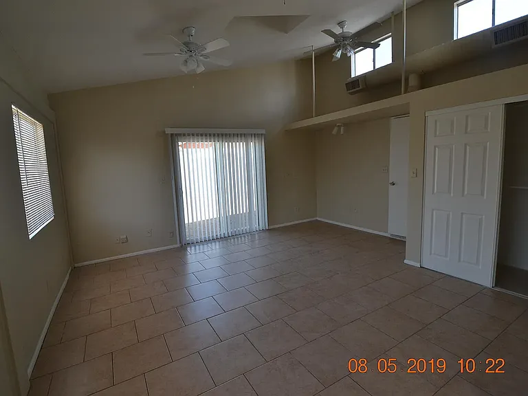 1431 W Behrend Dr — Photo 9