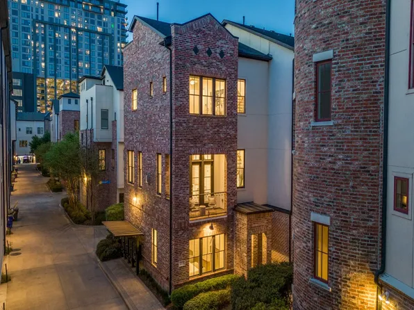 2114 Aylesport Dr, Dallas, TX 75201