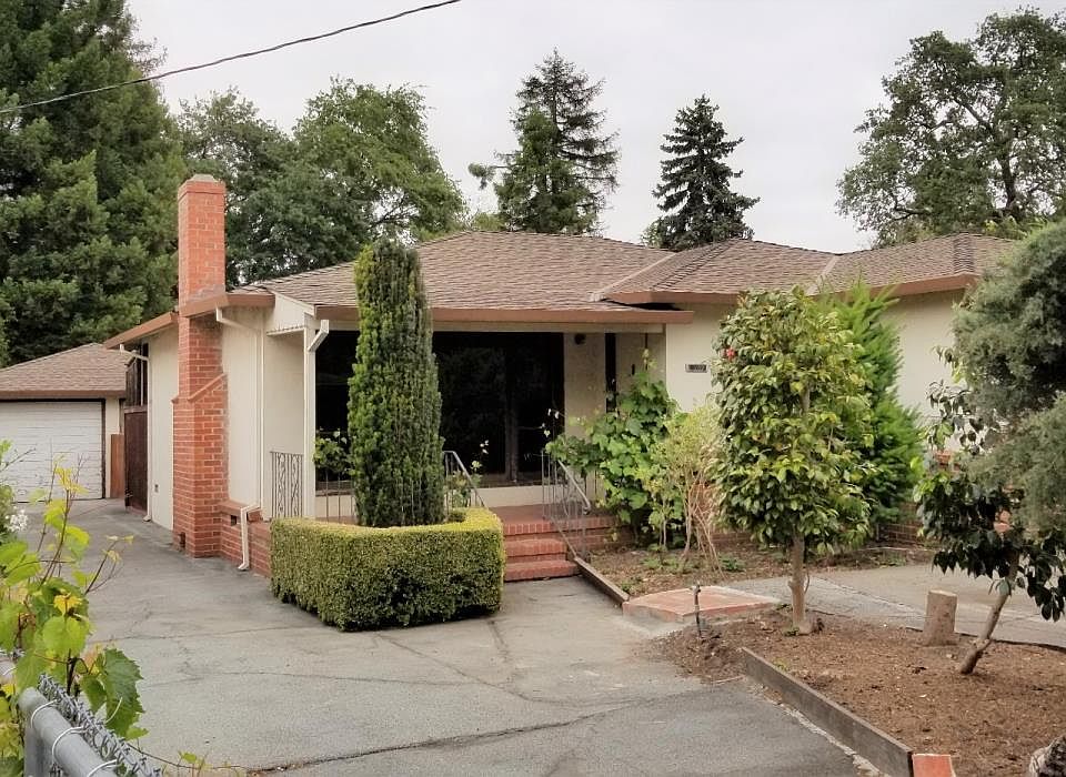 1st image of 257 W Oakwood Blvd