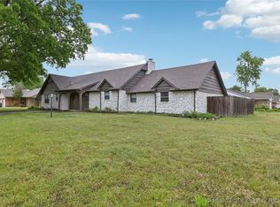 8545 E 35th St, Tulsa, OK 74145