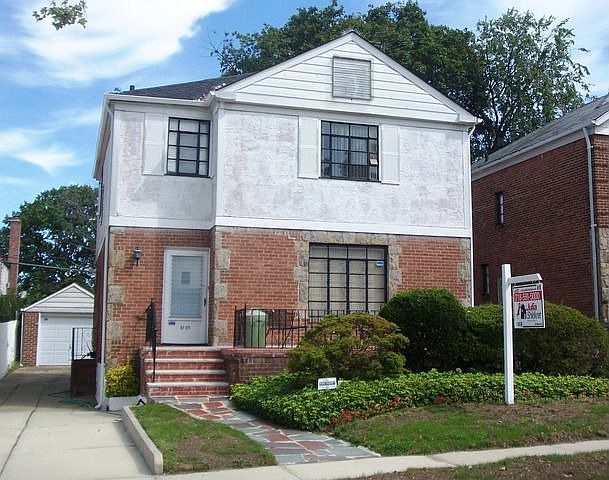 1st image of 8107 192nd St