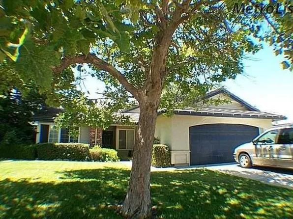 680 Cedar Flat Ave, Galt, CA 95632