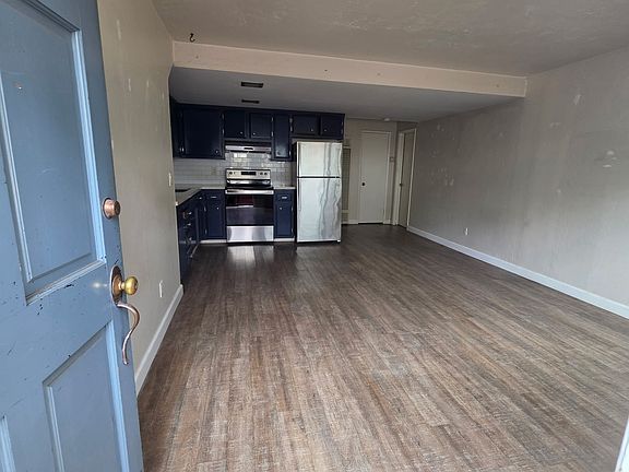 4th image of 207 Cherry Ave APT 1