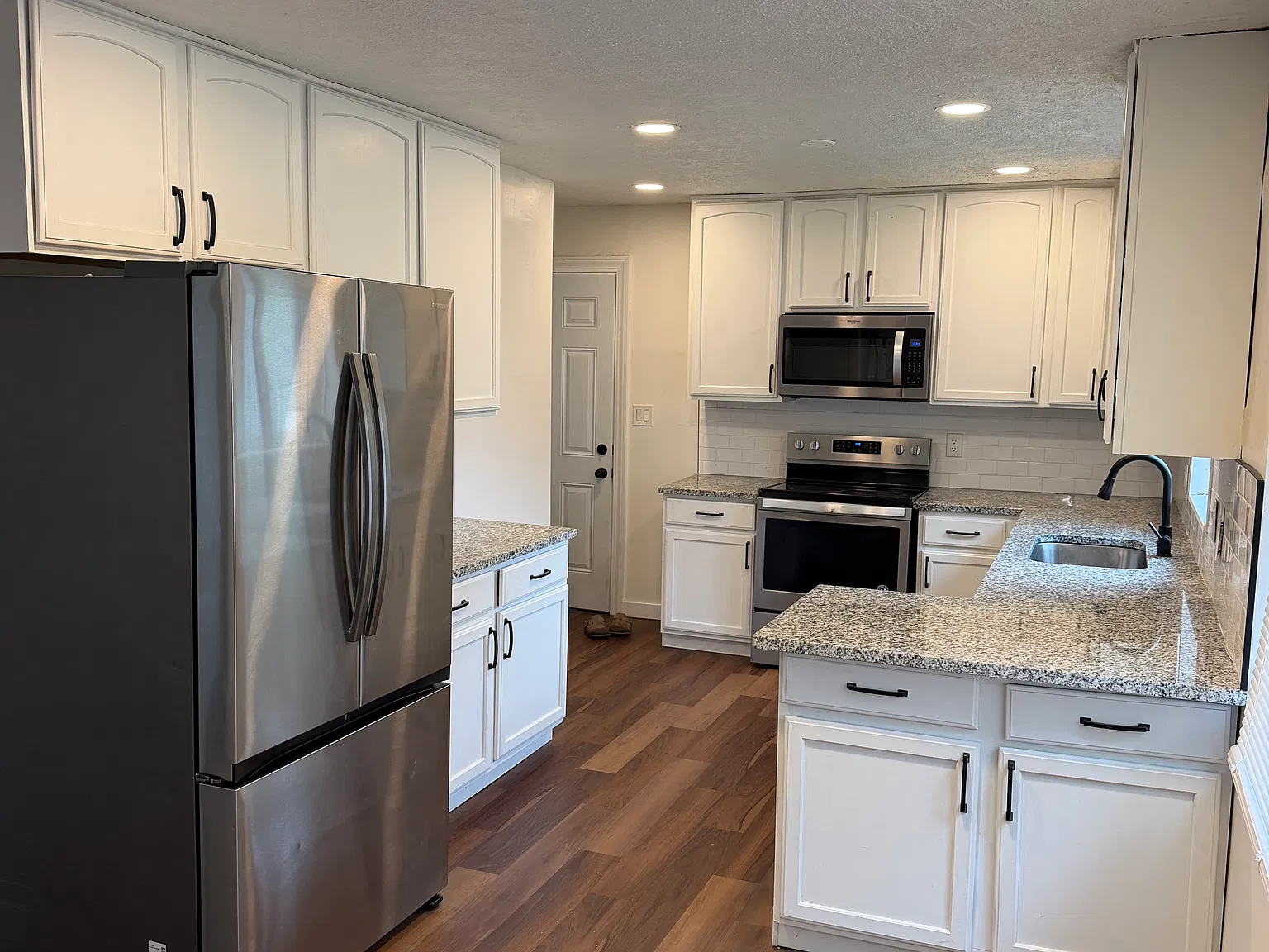4 bed, 1744 sqft, $1,850 — Photo 2