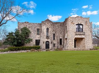 1126 Jackson Rd, Kerrville, TX 78028