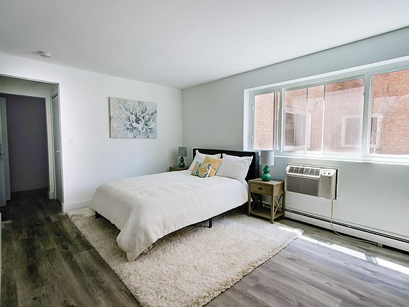 2nd image of 2001 W Summerdale Ave APT 205