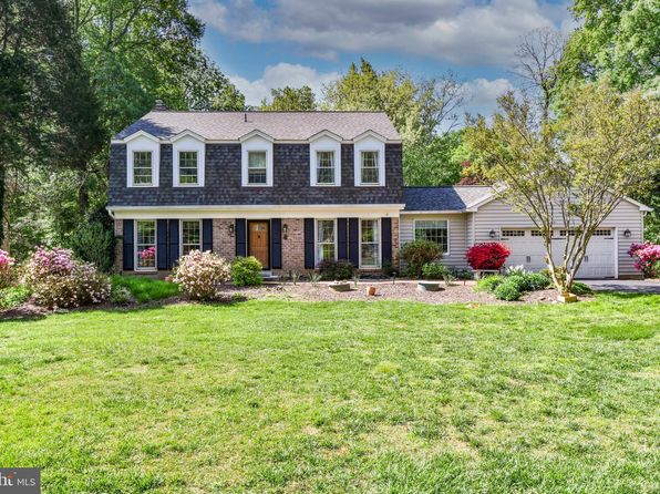 11397 Bantry Ter, Fairfax, VA 22030