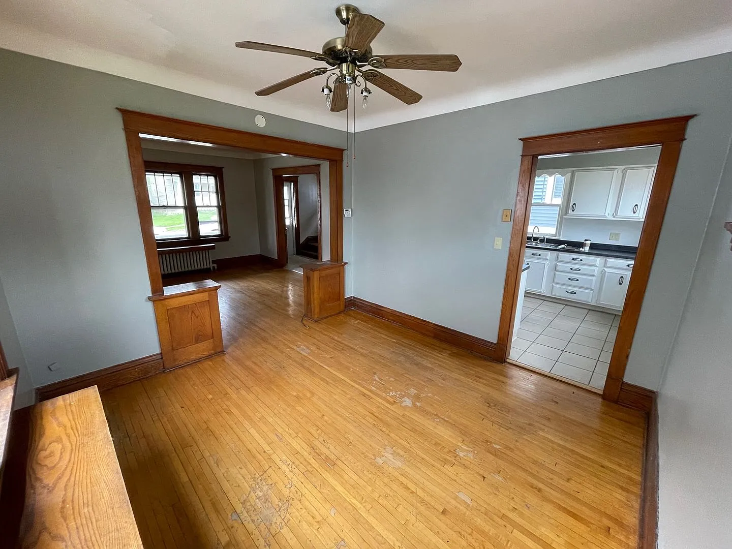Three Bedroom East Hillside Home — Photo 4