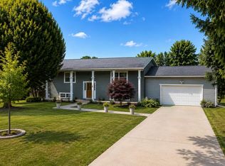 180 Rodd Dr, Caro, MI 48723