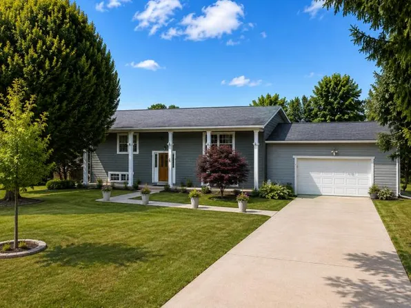 180 Rodd Dr, Caro, MI 48723