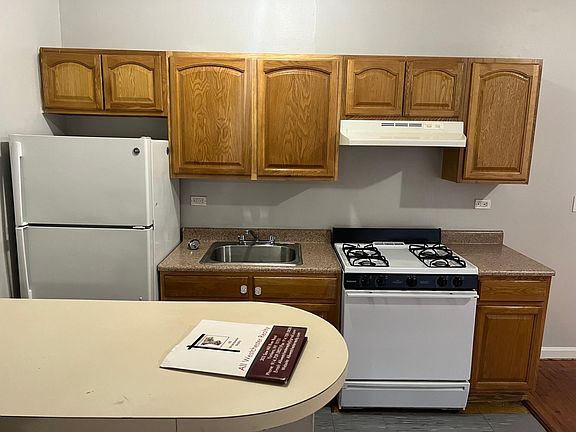 2nd image of 106 Locust Hill Ave APT 4H