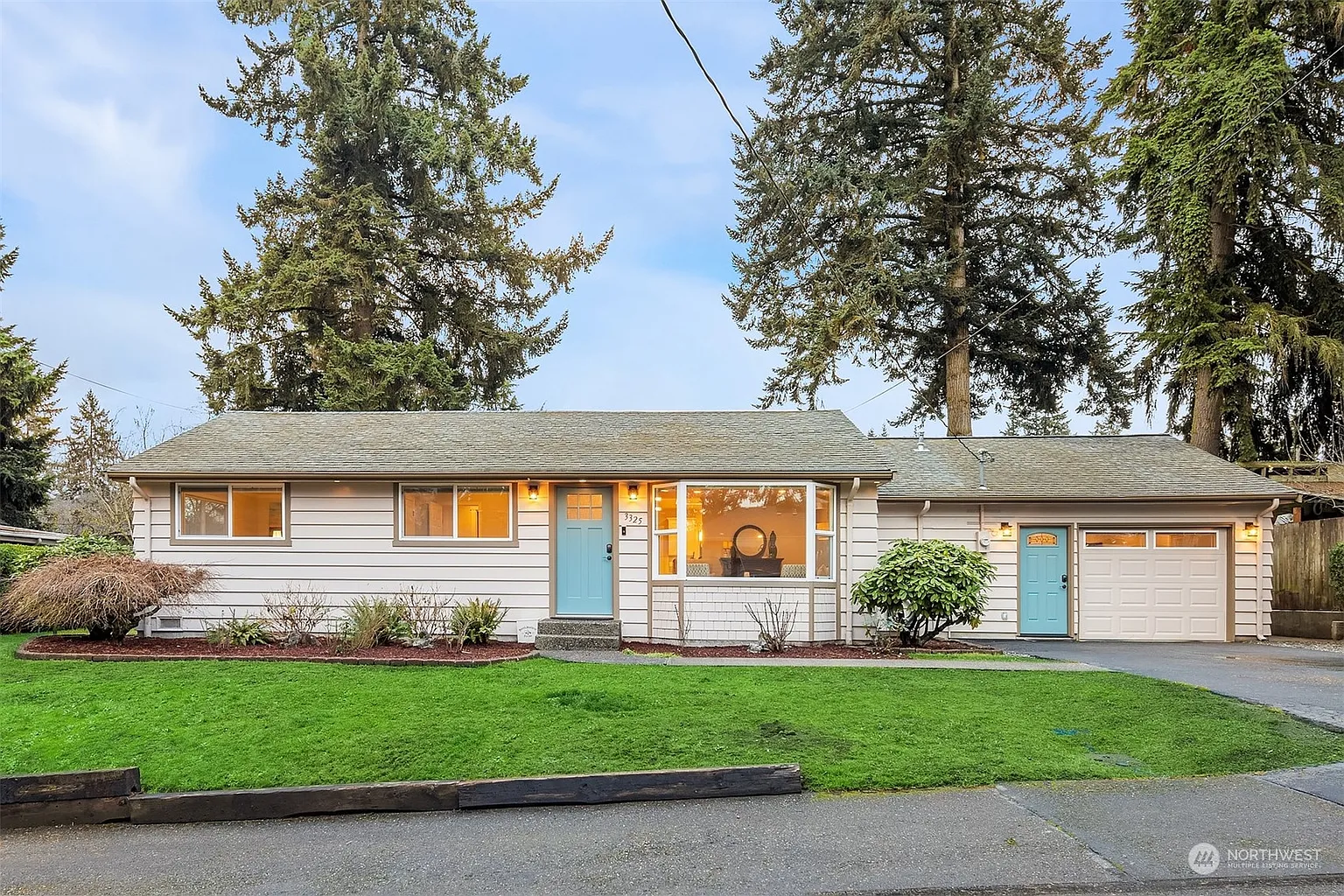 3325 NE 17th Place photo 1