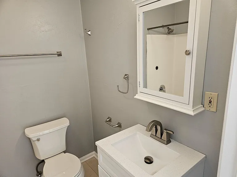 1417 Orange Ave W — Photo 11