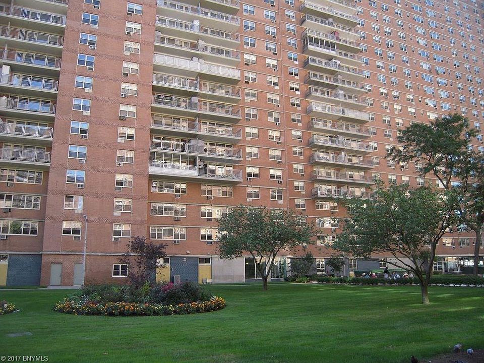 1st image of 2940 W 5th St #10N