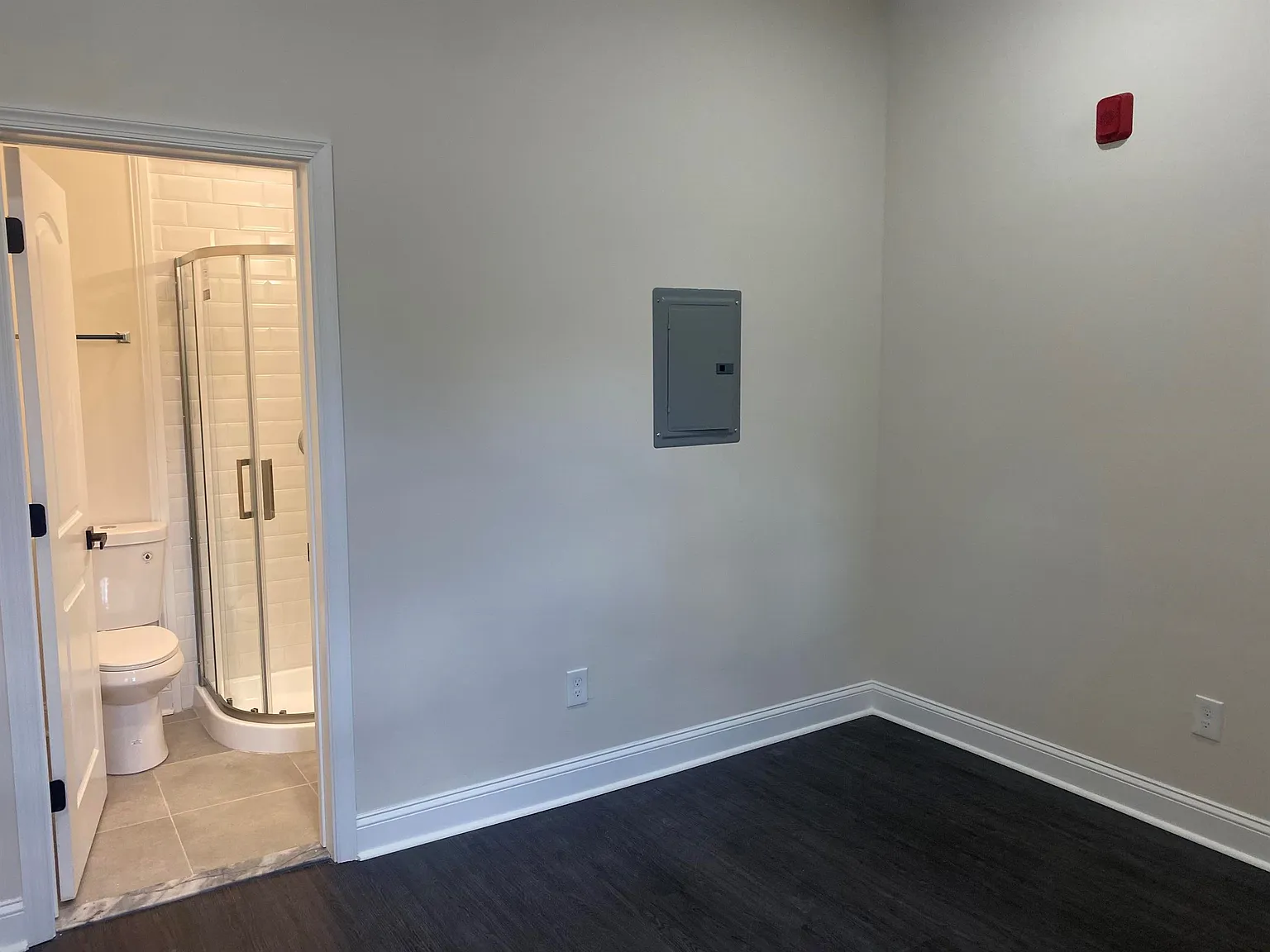 Studio, $1,050 — Photo 2
