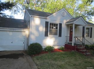 7424 Sharon Dr, Saint Louis, MO