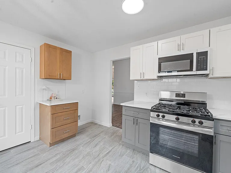 22719 Old Church Ln — Photo 15