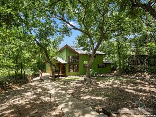9710 RIVER RD, New Braunfels, TX 78132