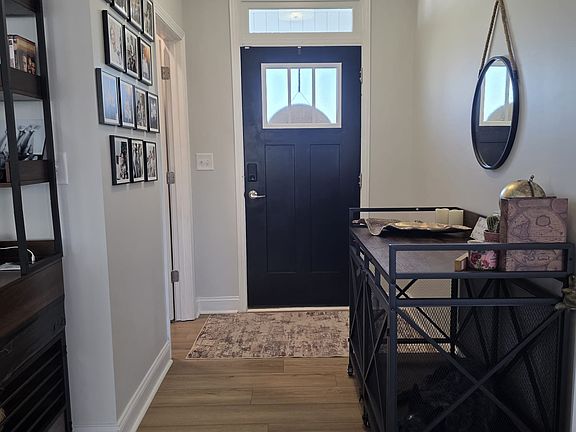 4th image of 536 Amusement Dr