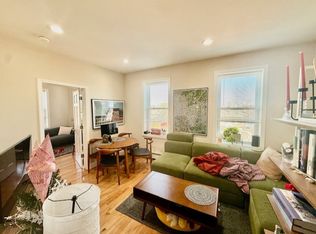 274 Brookline St APT 3L, Cambridge, MA 02139