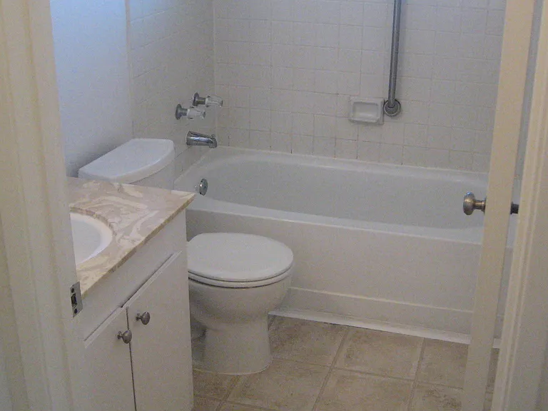 Nice, clean bathroom