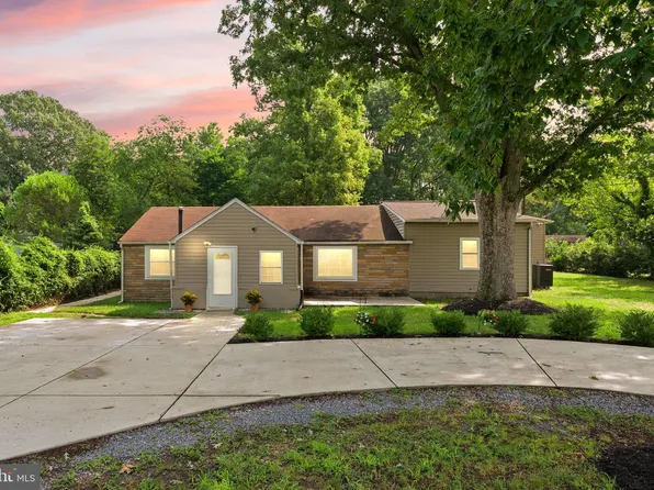 9106 Ballard Ln, Clinton, MD 20735