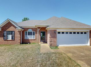 240 Mossy Springs Dr, Oakland, TN 38060