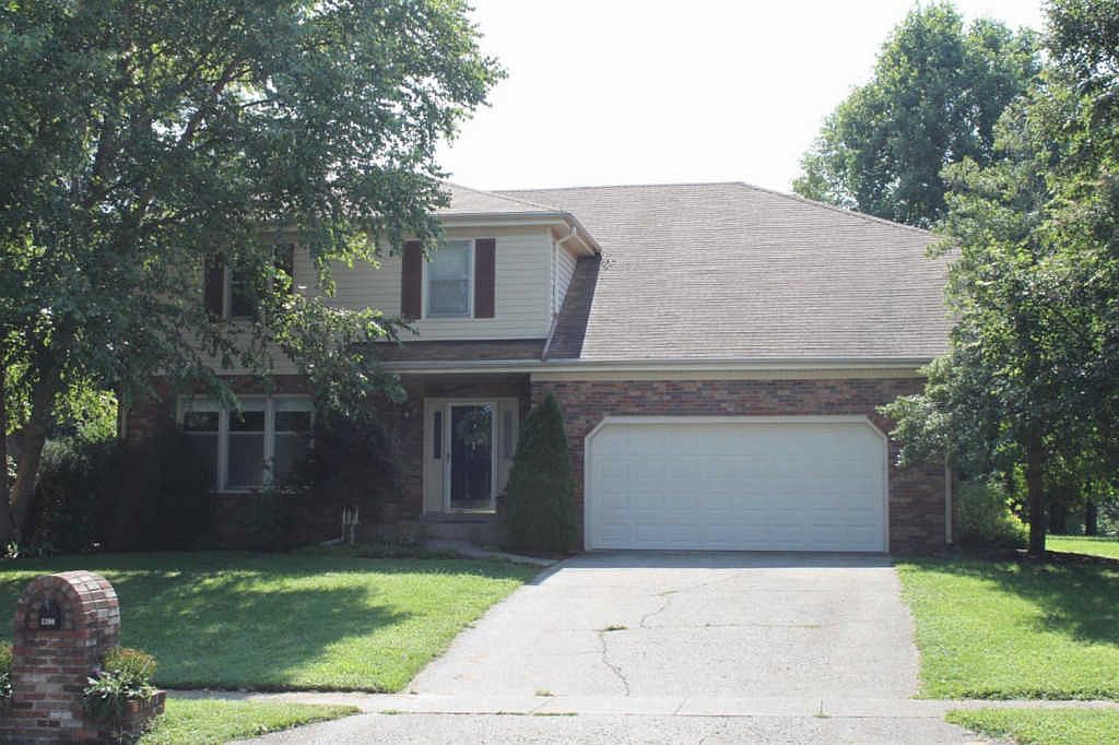 3398 Mantilla Dr, Lexington, KY 40513 Zillow