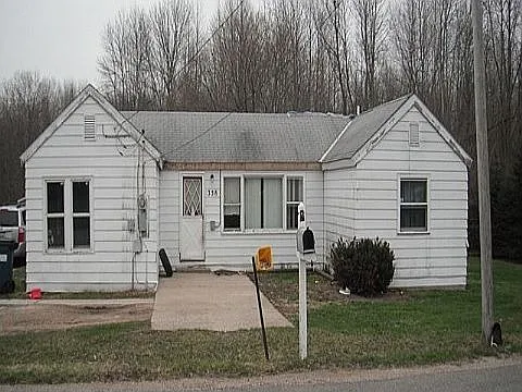 358 River Rd NW photo 1