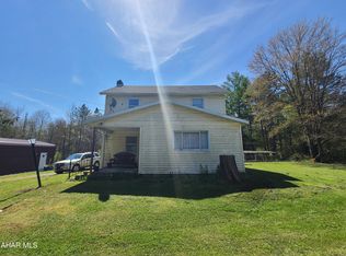 4688 Cross Roads Blvd, Madera, PA 16627