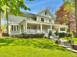 222 Loring Ave, Pelham, NY 10803