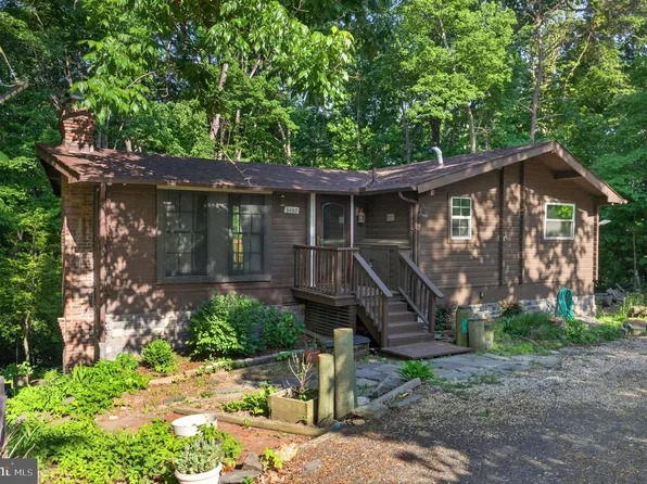8480 Chesley Dr, Lusby, MD 20657