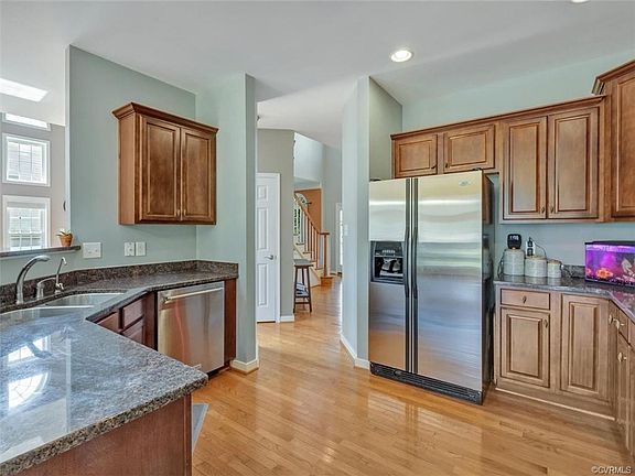 5th image of 11013 Carrington Green Dr