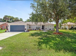 10 Luther Dr, Palm Coast, FL 32137