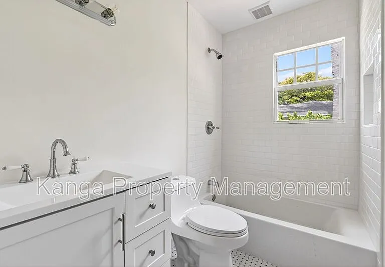 236 Greymon Dr — Photo 33
