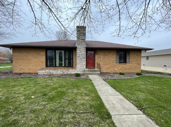 302 E Front St, Granville, IL 61326