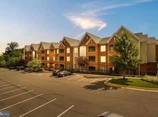 7055 Heritage Hunt Dr APT 108, Gainesville, VA 20155
