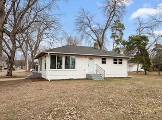 761 Labore Rd, Little Canada, MN 55117