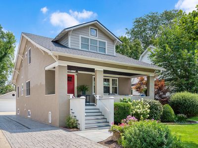 239 9th Ave, La Grange, IL, 60525