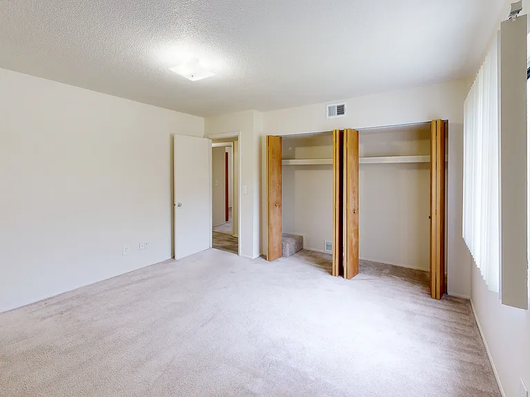 Ravine Apartments — Photo 15