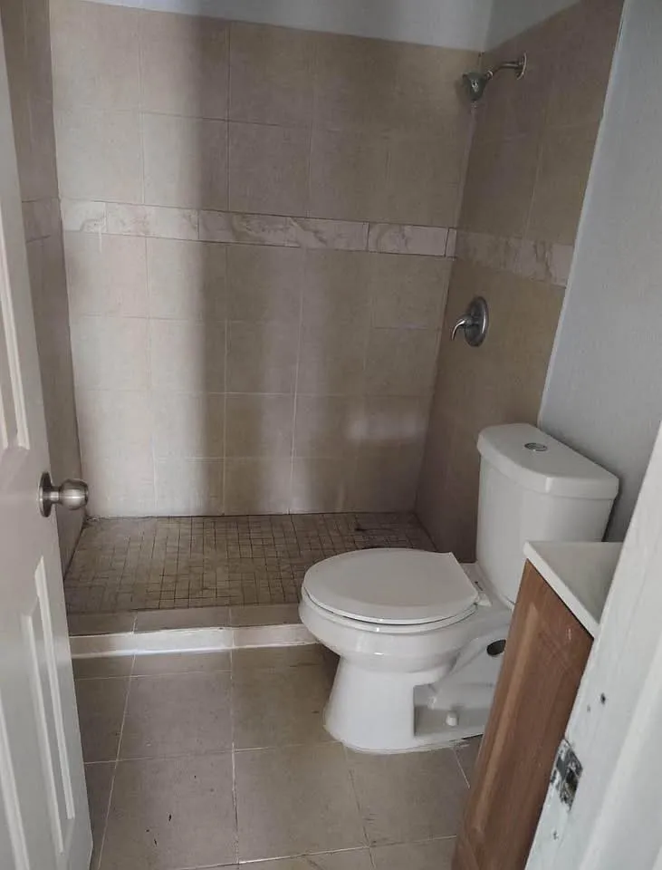2 bed, 800 sqft, $865 — Photo 2