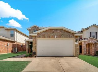 1720 Timber Glen Dr, Bedford, TX 76022