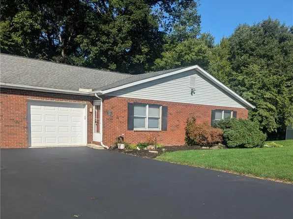 4112 Mink Rd, Emmaus, PA 18049