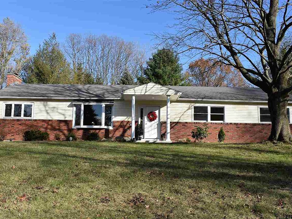 1st image of 1 Sweet Brier Dr
