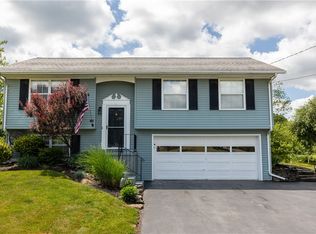 10 Mountview Rd E, Bath, NY 14810