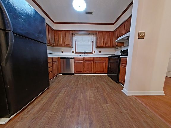 4th image of 1177 Glendale Dr