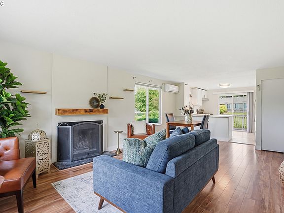 3rd image of 8315 SW Shenandoah Way