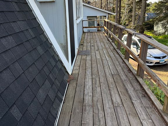 3rd image of 1604 NW 25th St