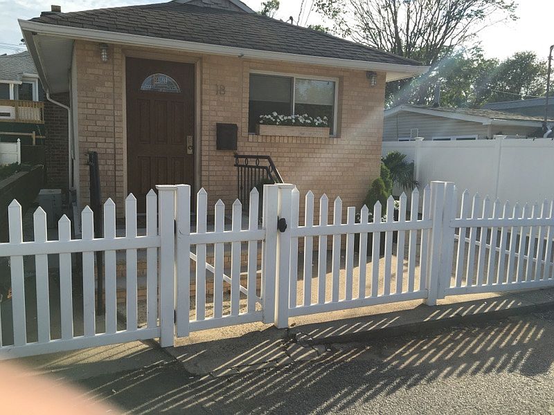 1st image of 18 Seafoam St